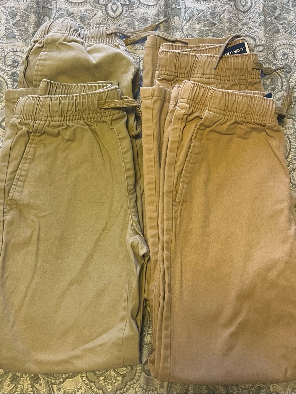 4 pc Old Navy Straight Drawstring Pants in Light Taupe